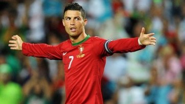 Португалия проблем в матче с Панамой не испытала
