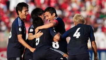 Кейсуке Хонда поучаствовал в победе сборной Японии