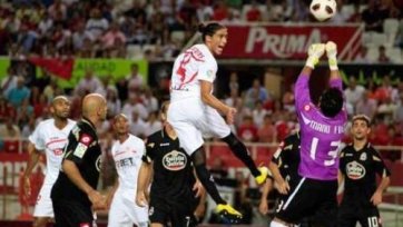 «Севилья» дома не испытала проблем в матче с «Депортиво»