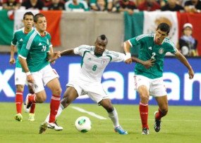 Мексика играет вничью с Нигерией, Чичарито оформляет дубль
