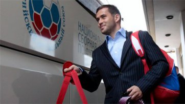 Александр Кержаков покинул расположение сборной