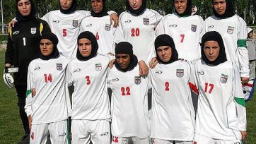 Четыре футболистки сборной Ирана оказались мужчинами