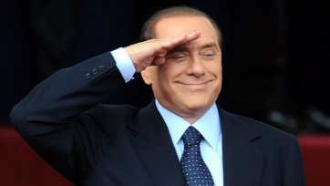 Берлускони: «Зеедорф имеет серьезнейший кредит доверия»