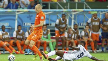 Голландия одолела Коста-Рику, лишь в серии пенальти