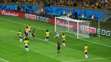 «Немецкая машина» ставит на колени Бразилию, и выходит в финал Чемпионата мира