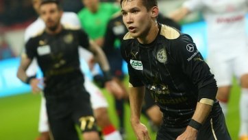 Эльмир Набиуллин признан лучшим молодым игроком года