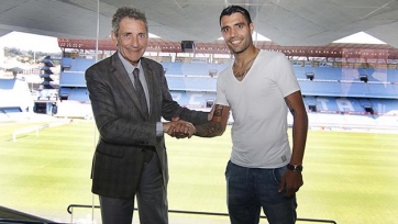 Официально: Фернандес подписал новый контракт с «Сельтой»
