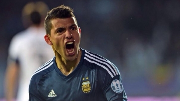 Агуэро приносит Аргентине победу над Уругваем