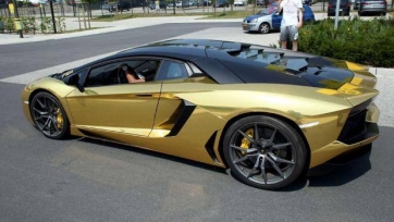 Пьер-Эмерик Обамеянг приобрел Lamborghini стоимостью в 300 тысяч евро