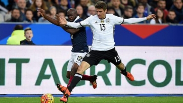 Сборная Франции забила два безответных мяча немцам