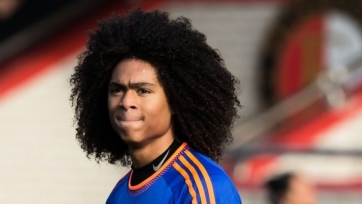 Шестнадцатилетний вингер «Фейеноорда» отказался переходить в «Манчестер Юнайтед»