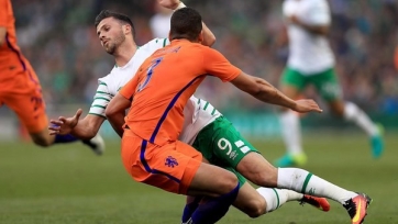 Ирландцы упустили победу в матче с голландцами
