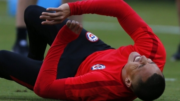 Алексис Санчес покинул тренировку Чили накануне финала Кубка Америки 2016