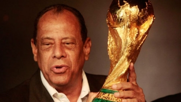 Умер один из легендарных игроков сборной Бразилии