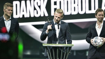 Чех – лучший футболист года в Чехии, Шмейхель – в Дании 