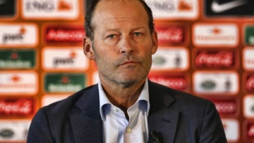 Официально: Блинд уволен с поста наставника сборной Нидерландов