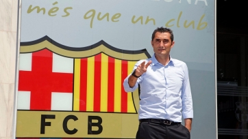 Вальверде прибыл в Барселону для подписания контракта