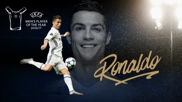 Роналду – лучший игрок года по версии УЕФА
