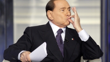 Берлускони заявил, что от игры «Милана» у него болит живот