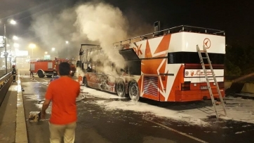 Автобус «Црвены Звезды» загорелся во время чемпионского парада