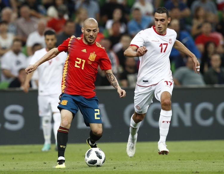 Гол Аспаса принёс Испании победу против Туниса