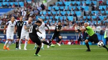 Аргентина сыграла вничью с Исландией, Месси не реализовал пенальти
