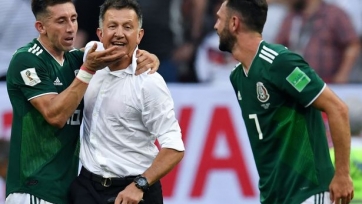 Асприлья пригласил на оргию главного тренера сборной Мексики