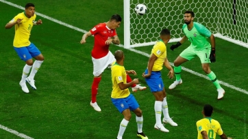 Бразилия пожаловалась в ФИФА, латиноамериканцы уверены, что гол Цубера нельзя было засчитывать