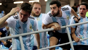 Власти Аргентины просят депортировать четырёх фанатов