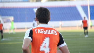 Габышев сыграл сотый матч в КПЛ