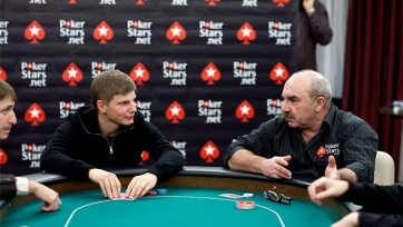 Аршавин примет участие в крупном турнире по покеру