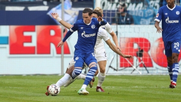 «Шальке» потерпел второе поражение на старте сезона в Бундеслиге