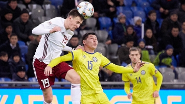 Казахстан снова не удержал победу в матче с Латвией