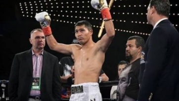 Казахстанский нокаутер попал в рейтинг WBC в среднем весе