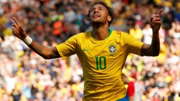 Неймар принес победу Бразилии над Уругваем
