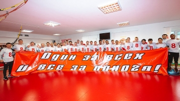 Футболисты «Спартака» поддержали Глушакова. Фото