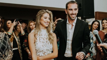 Годин женился. Среди гостей на свадьбе в Уругвае были другие футбольные звезды