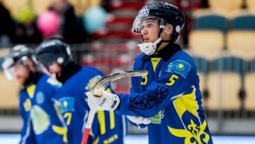 Сборная Казахстана вышла в полуфинал чемпионата мира по хоккею с мячом
