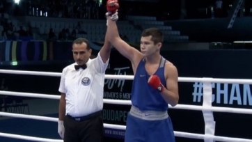 Семь казахстанских боксеров вышли в четвертьфинал турнира в Венгрии