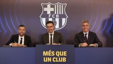 Официально: Альба подписал новый контракт с «Барселоной»
