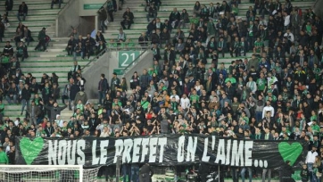 Во Франции болельщики протестовали против матчей по понедельникам. Фото