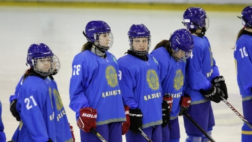 Хоккей. Женская сборная Казахстана отправилась на чемпионат мира