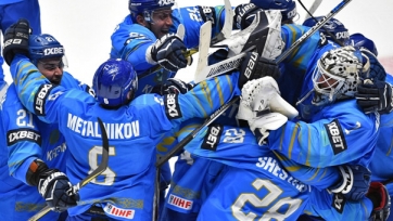 Хоккейная сборная Казахстана досрочно выиграла домашний чемпионат мира