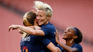 Два гола с пенальти принесли США победу над Испанией в 1/8 финала женского чемпионата мира
