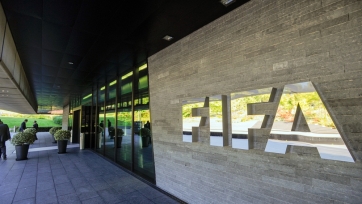 ФИФА введет ограничения по выплатам агентам и по арендам игроков
