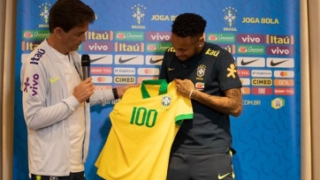 Неймар проводит 100-ю игру за сборную Бразилии