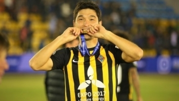 Защитник сборной Казахстана после ухода из «Кайрата» улетел в Турцию