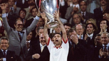 ВИДЕО. 26 лет назад «Милан» уничтожил «Барселону» в финале Лиги чемпионов