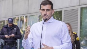Касильяс отказался от притязаний на пост главы национальной федерации Испании