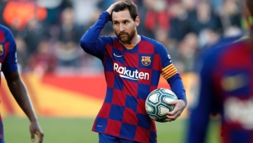 «Барселона» просит Месси остаться